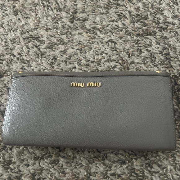 MIU MIU Wallet Long Wallet With Bijou - Picture 2 of 6